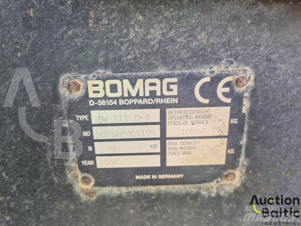 Bomag BW 211 D-4 Valsetog