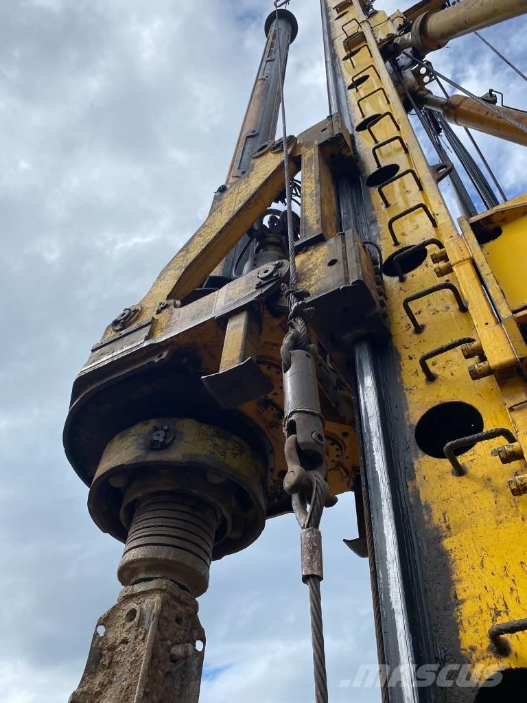 Bauer BG 36 Store borerigger