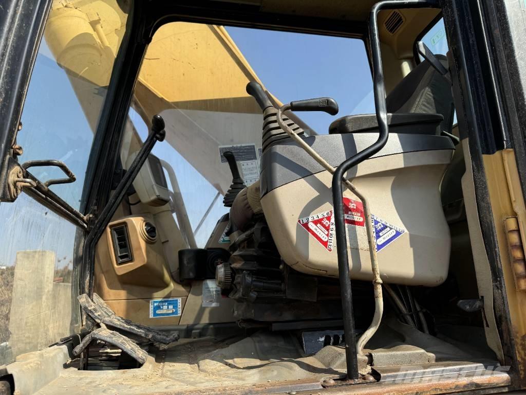 CAT 330 C Beltegraver