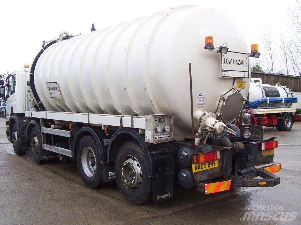Scania P 380 Slamsugere
