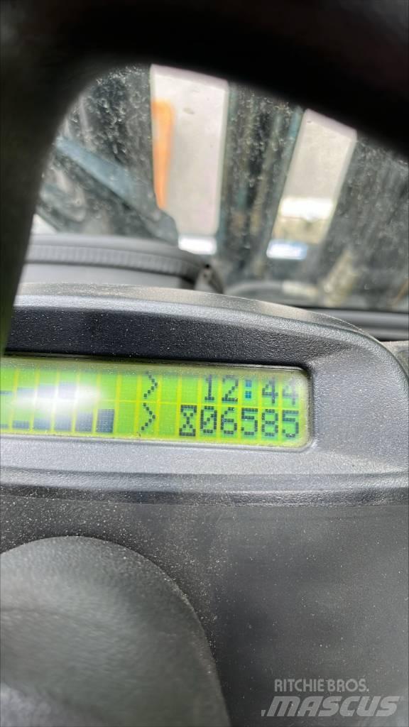 Yale GDP 35 VX Diesel Trucker