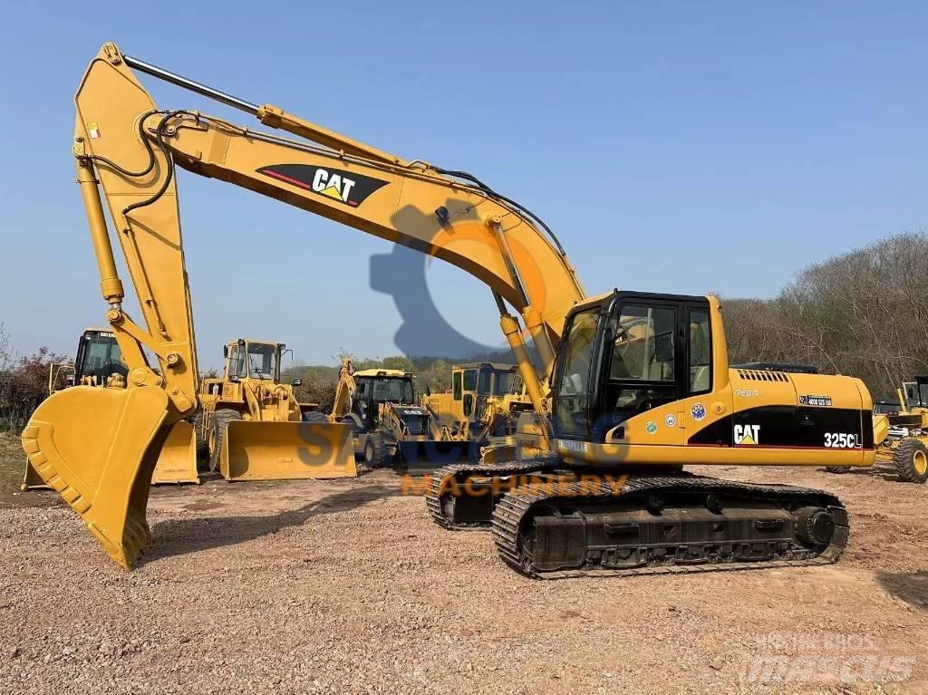 CAT 325 CL Beltegraver