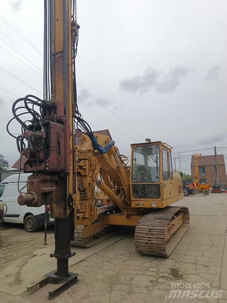 Liebherr R 922 L Beltegraver