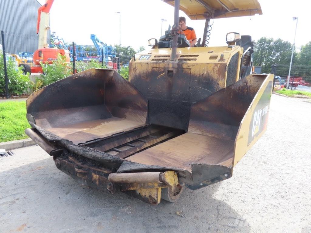 CAT AP 300 Asfaltutleggere