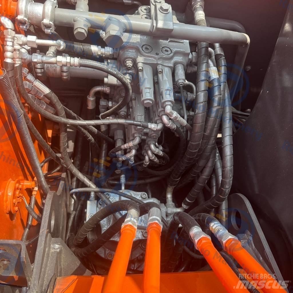 Hitachi ZX70 Beltegraver