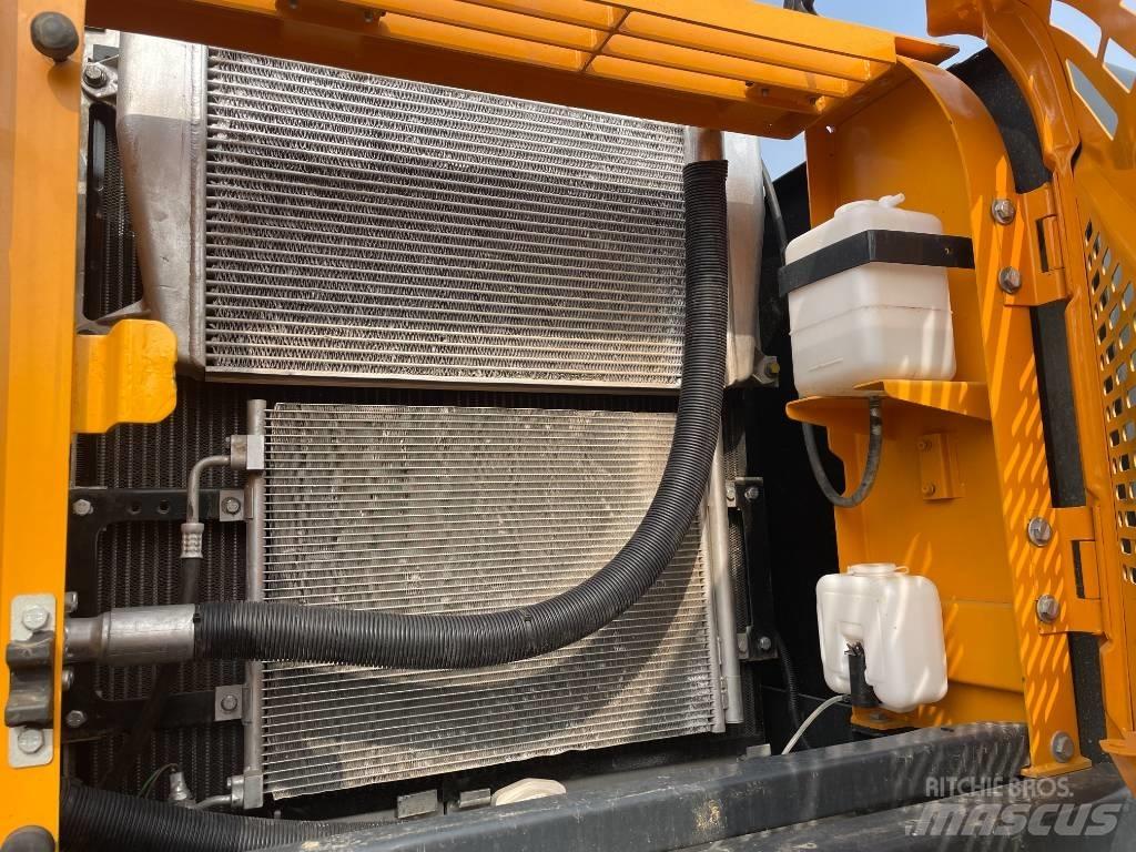 Hyundai R220-9S Beltegraver
