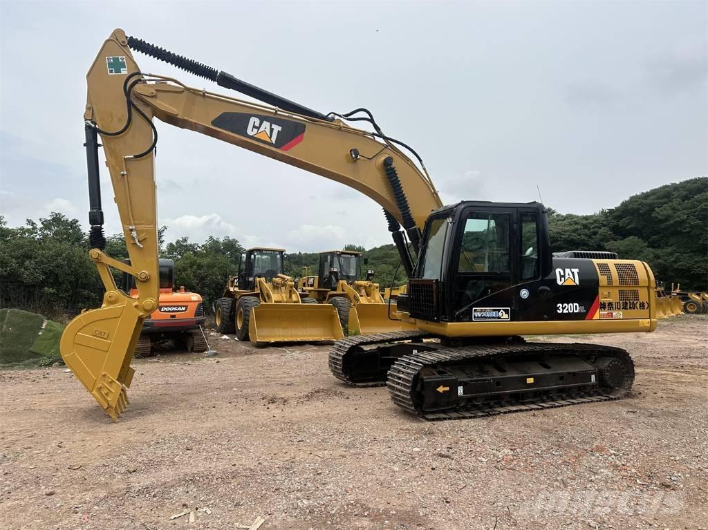 CAT 320 D Beltegraver