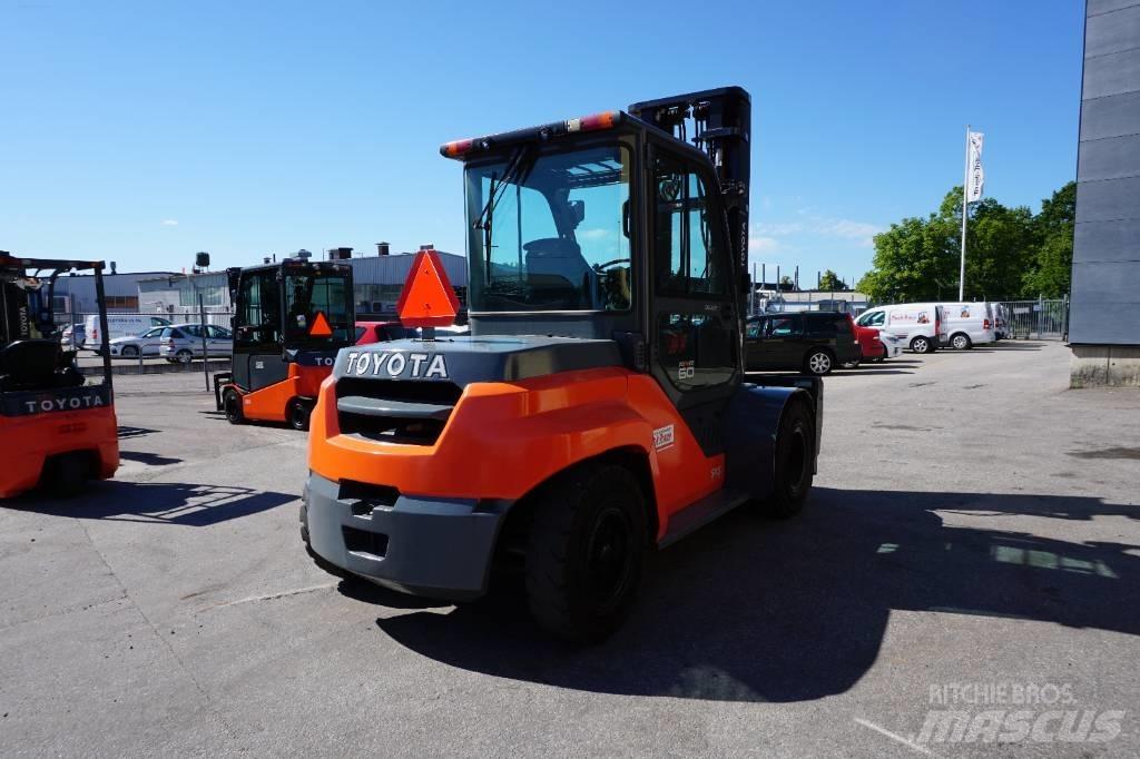 Toyota 40-8FD60N Diesel Trucker
