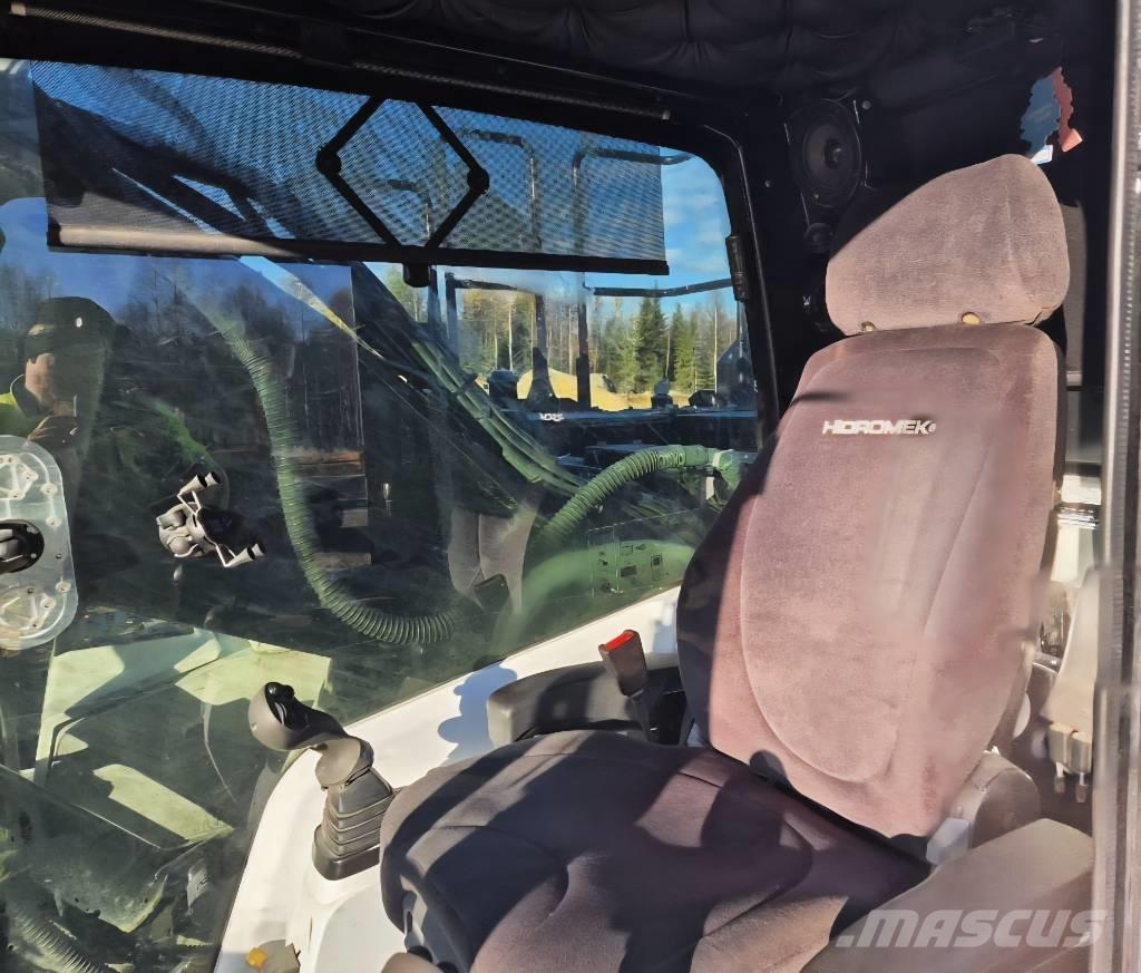 Hidromek HMK 300 LC Beltegraver