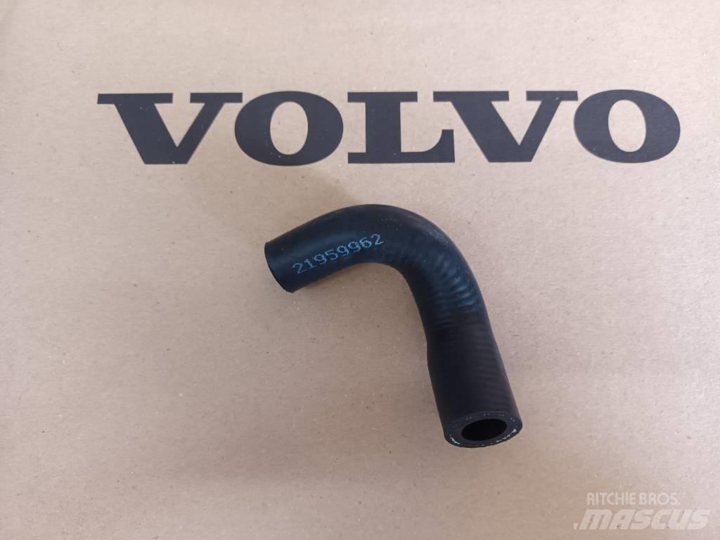 Volvo HOSE 21959962 Motorer