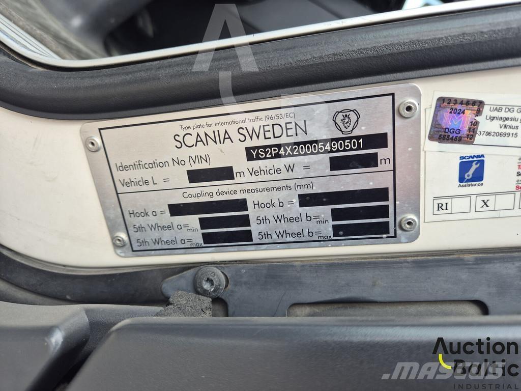 Scania P 450 Chassis