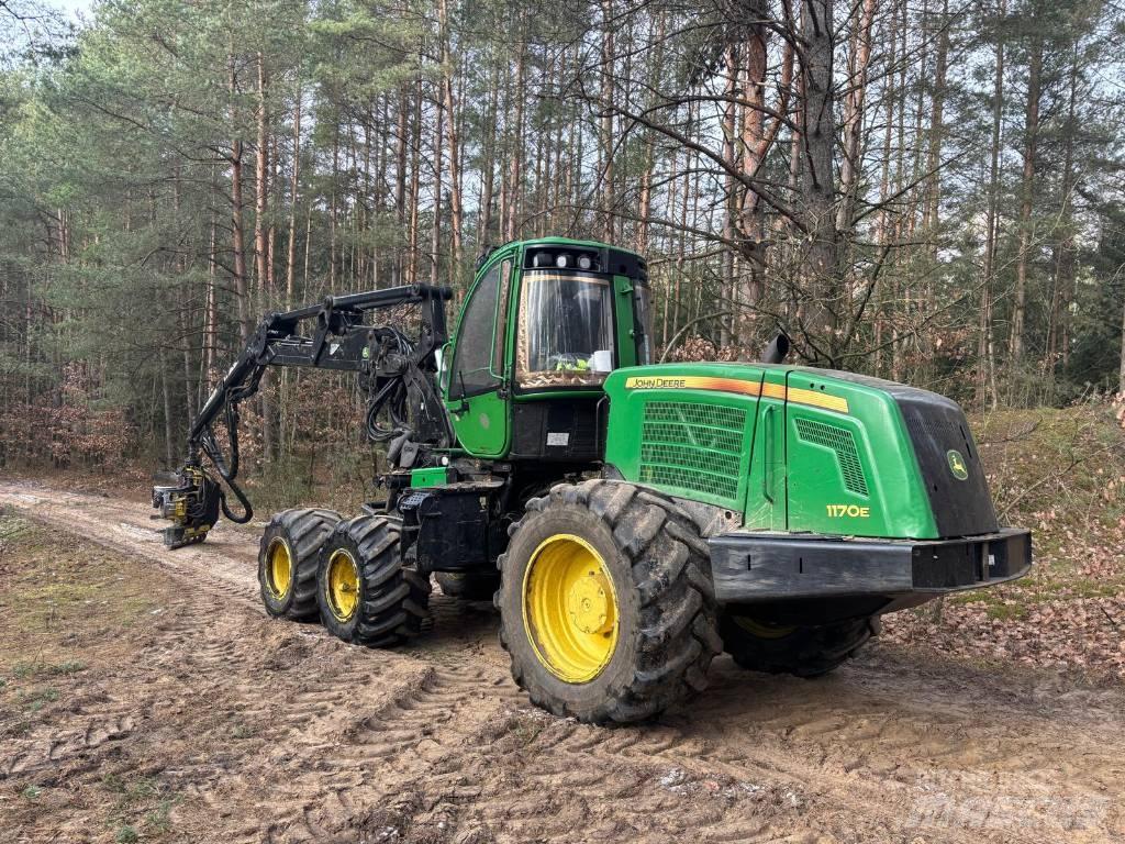 John Deere 1170 E Hogstmaskiner