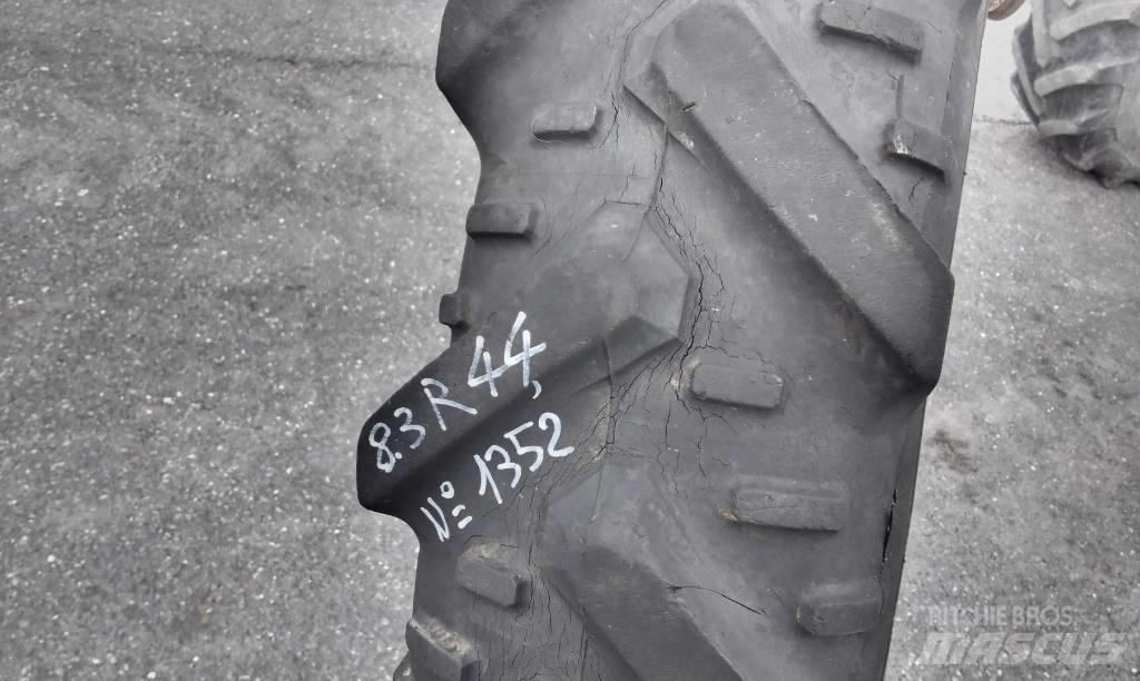 Kleber 8.3R44 Dekk, hjul og felger