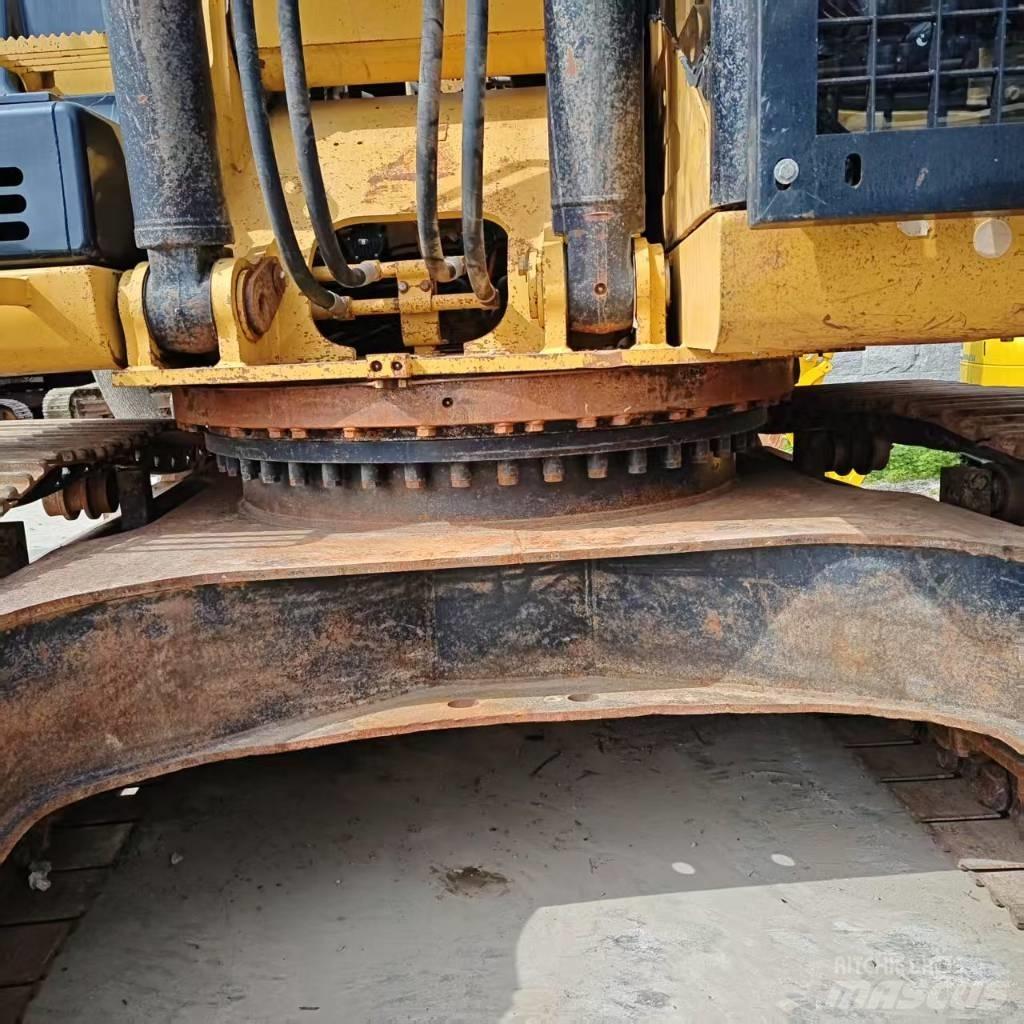 CAT 336 D2 Beltegraver