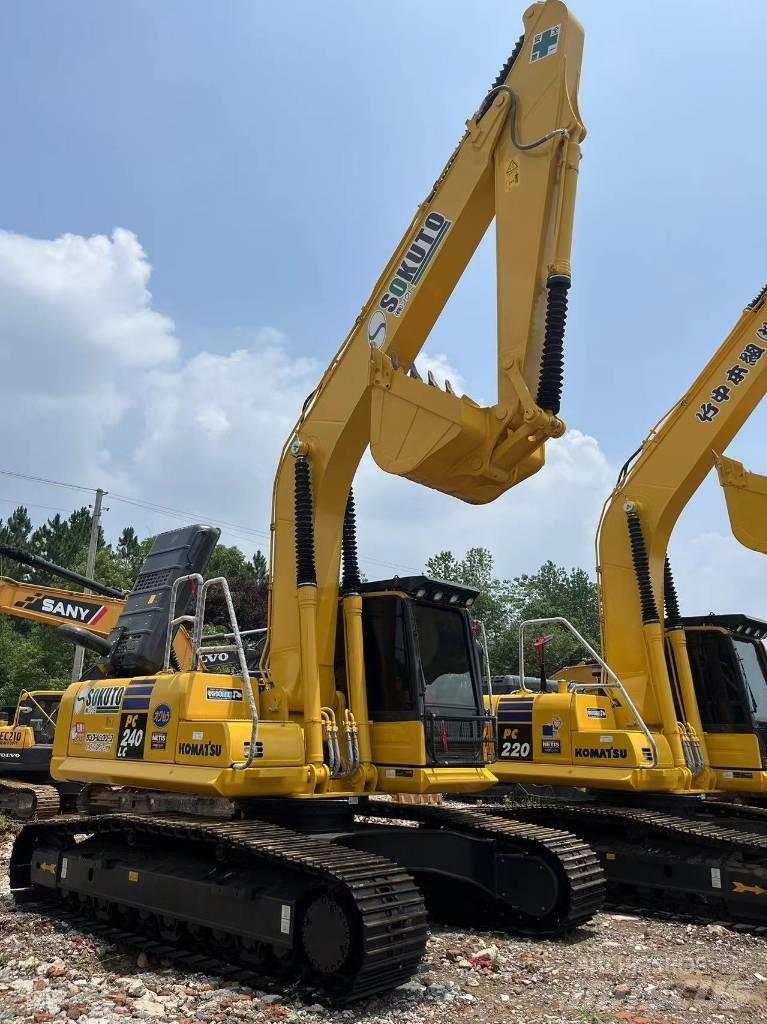 Komatsu PC 240-8 Beltegraver