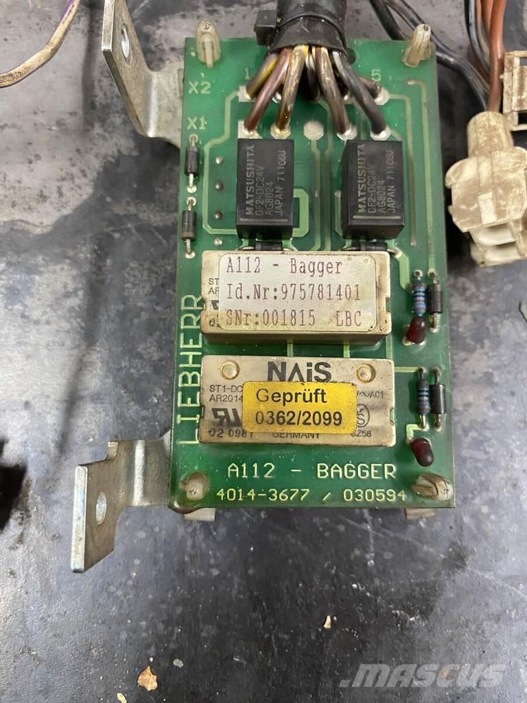 Liebherr E board Transport - Annet