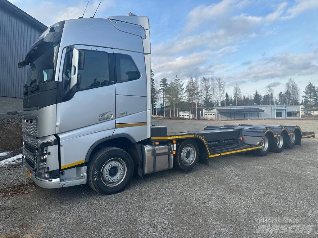 Volvo FH16 750 Spesialbiler for transport av skogsmaskiner