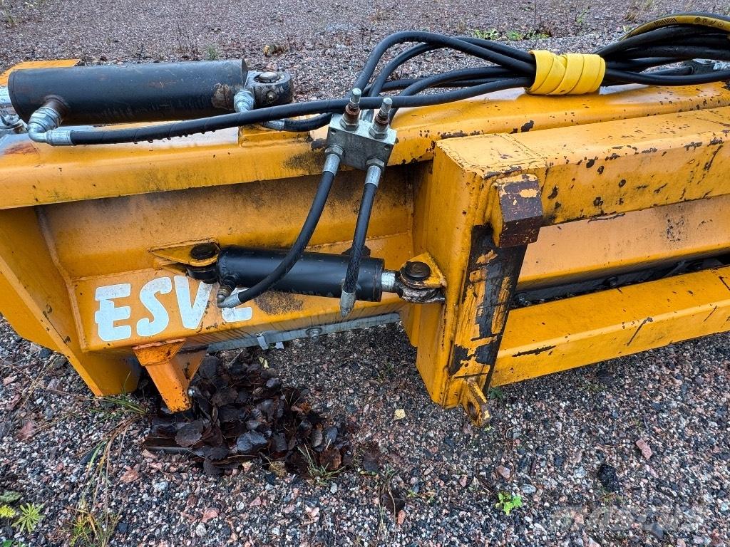 Wille 445 P 504-T Redskapsbærere