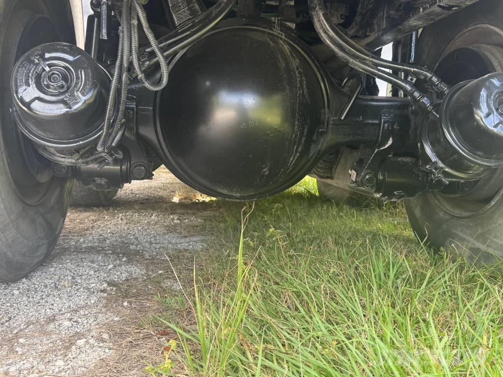 Freightliner M2 Slamsugere