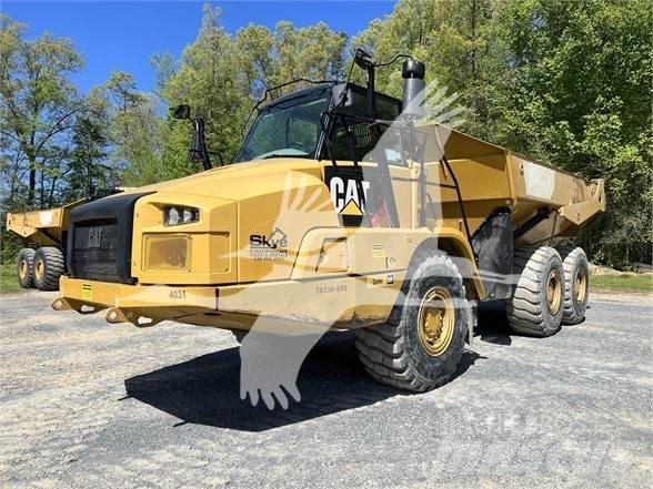 CAT 730C2 Rammestyrte Dumpere