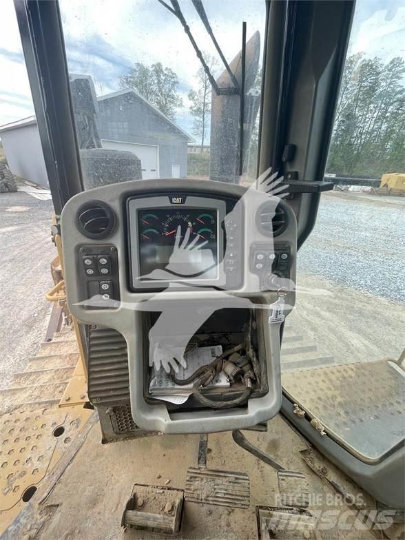 CAT D6T XL Dozere Beltegående