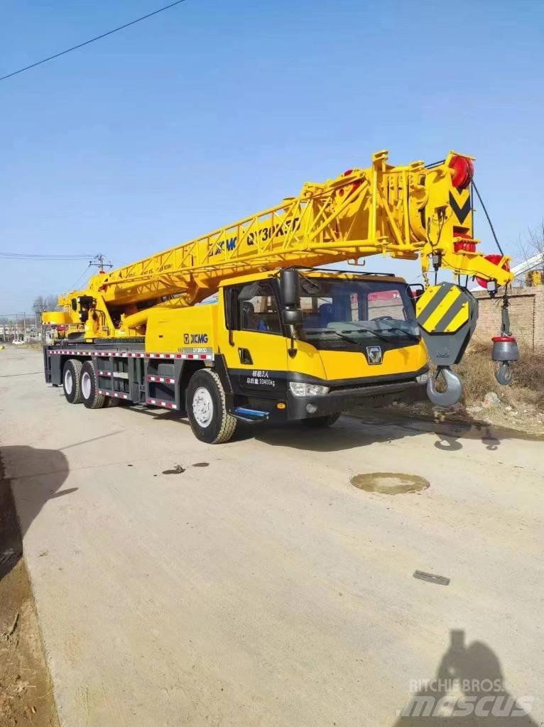 XCMG QY30T Allterreng kraner