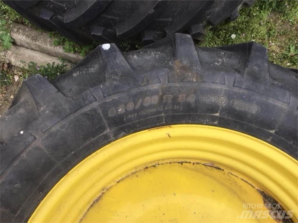 Michelin 420/85R34 Dekk, hjul og felger