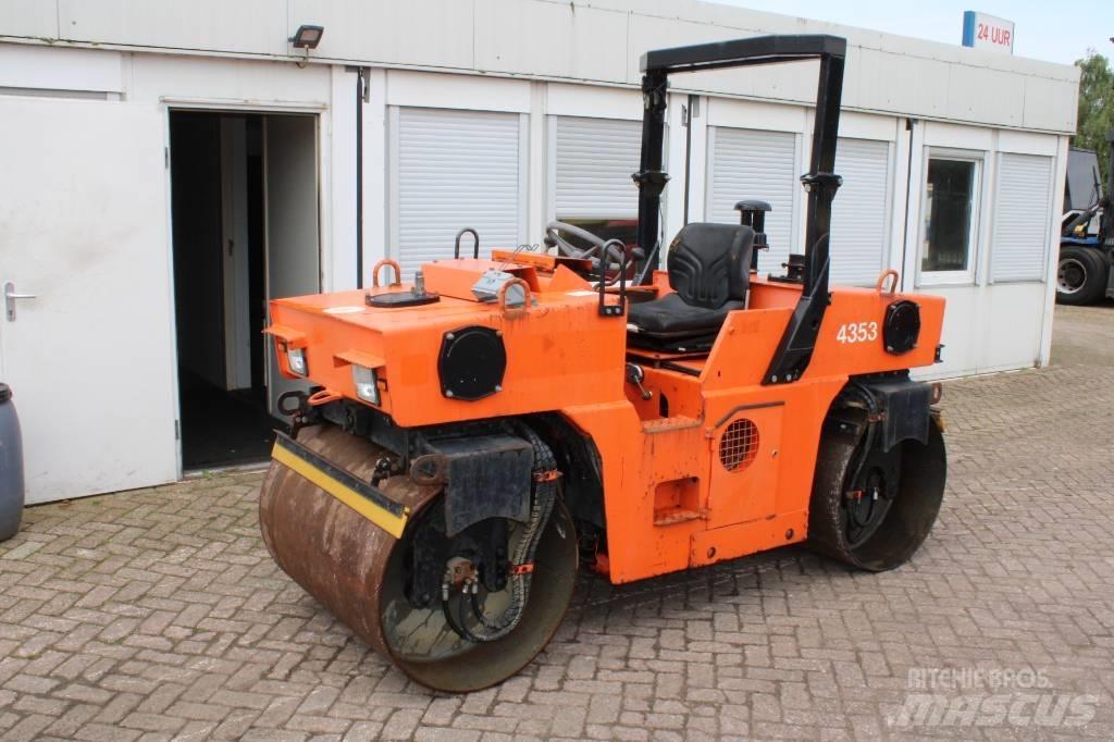 Hamm DV 3.22 Tandem Valser