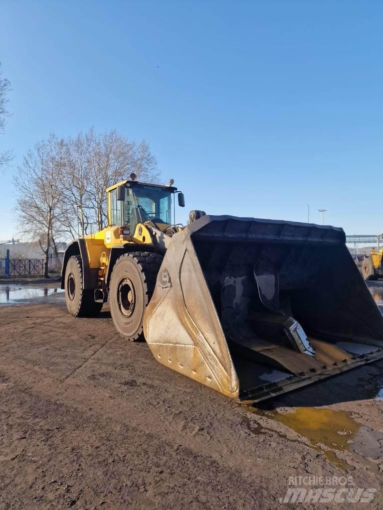 Volvo L 220 F Hjullastere