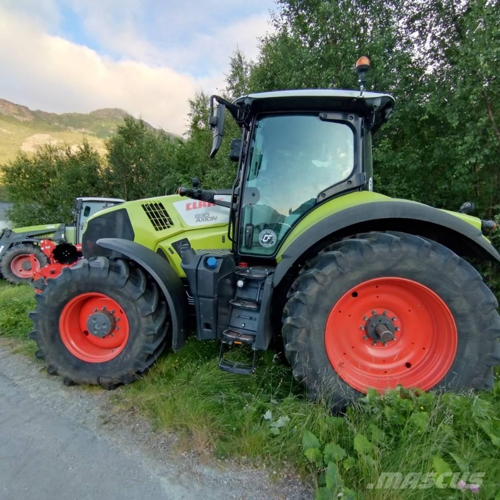 CLAAS Axion 830 Traktorer