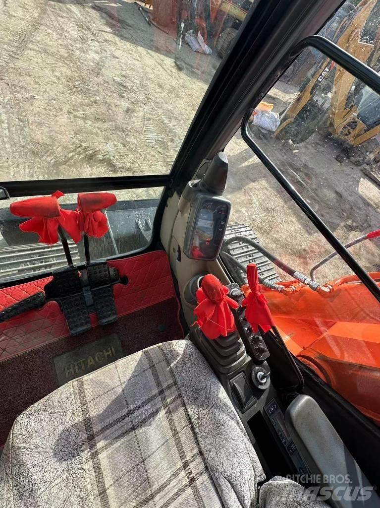 Hitachi ZX 70 Beltegraver