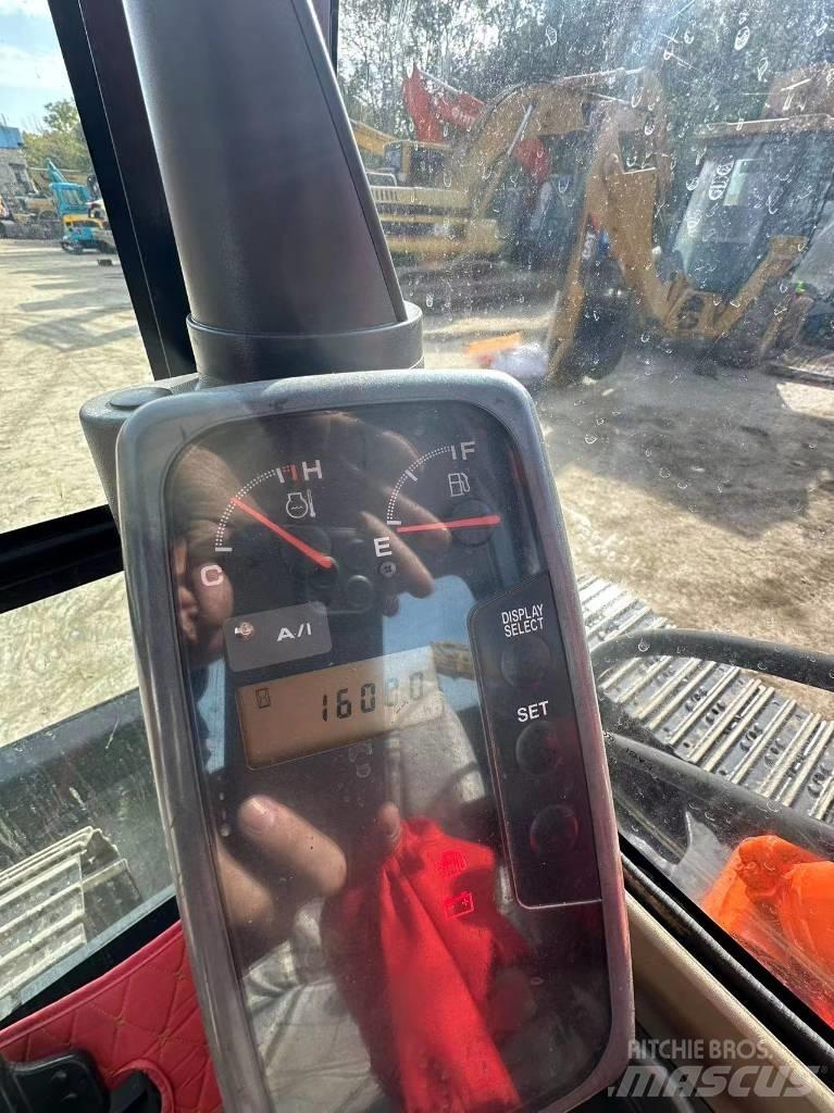 Hitachi ZX 70 Beltegraver