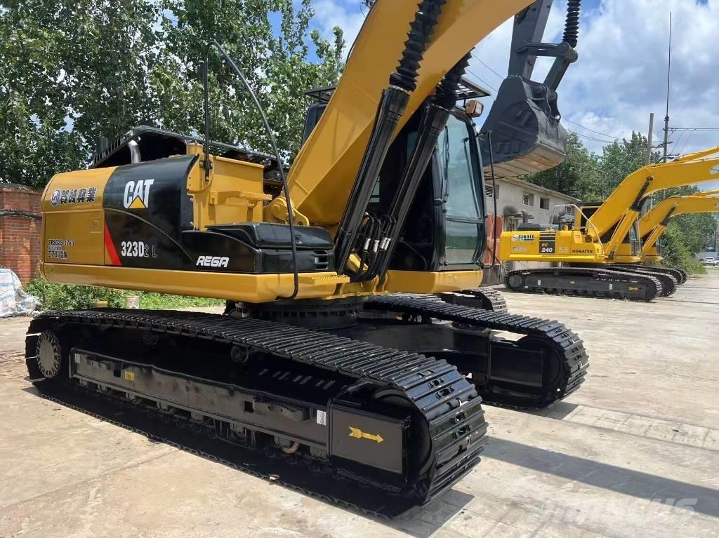 CAT 323d2l Midigravere 7 - 12t
