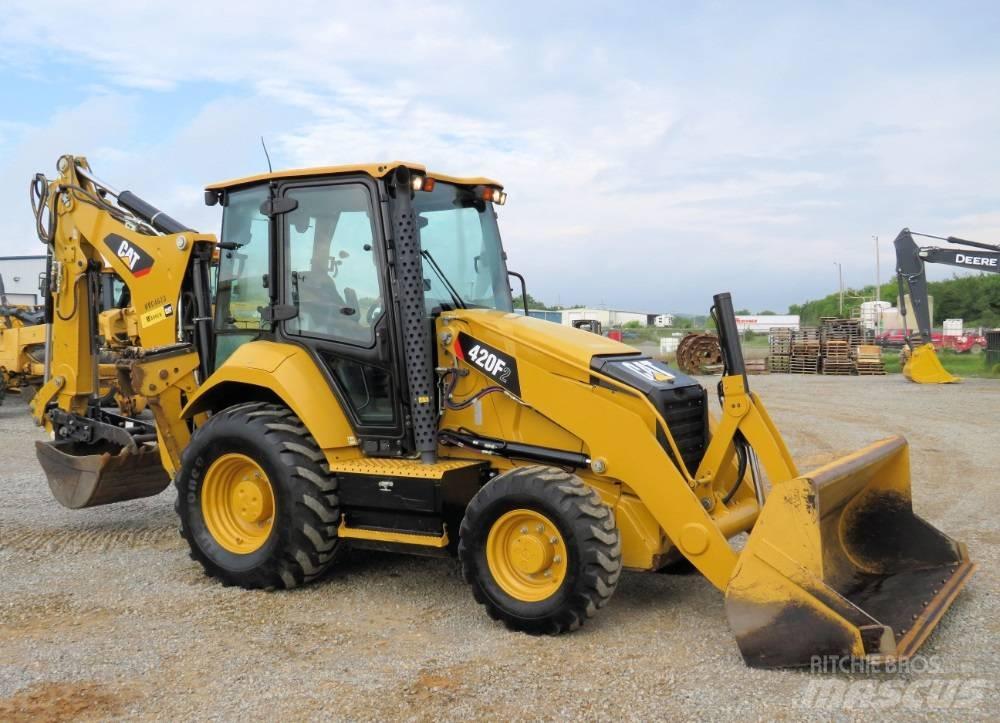 CAT 420F2 Traktorgravere