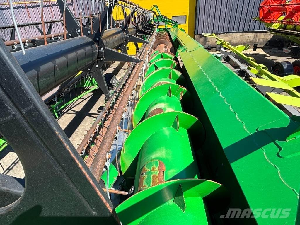 John Deere S 690 i Skurtreskere