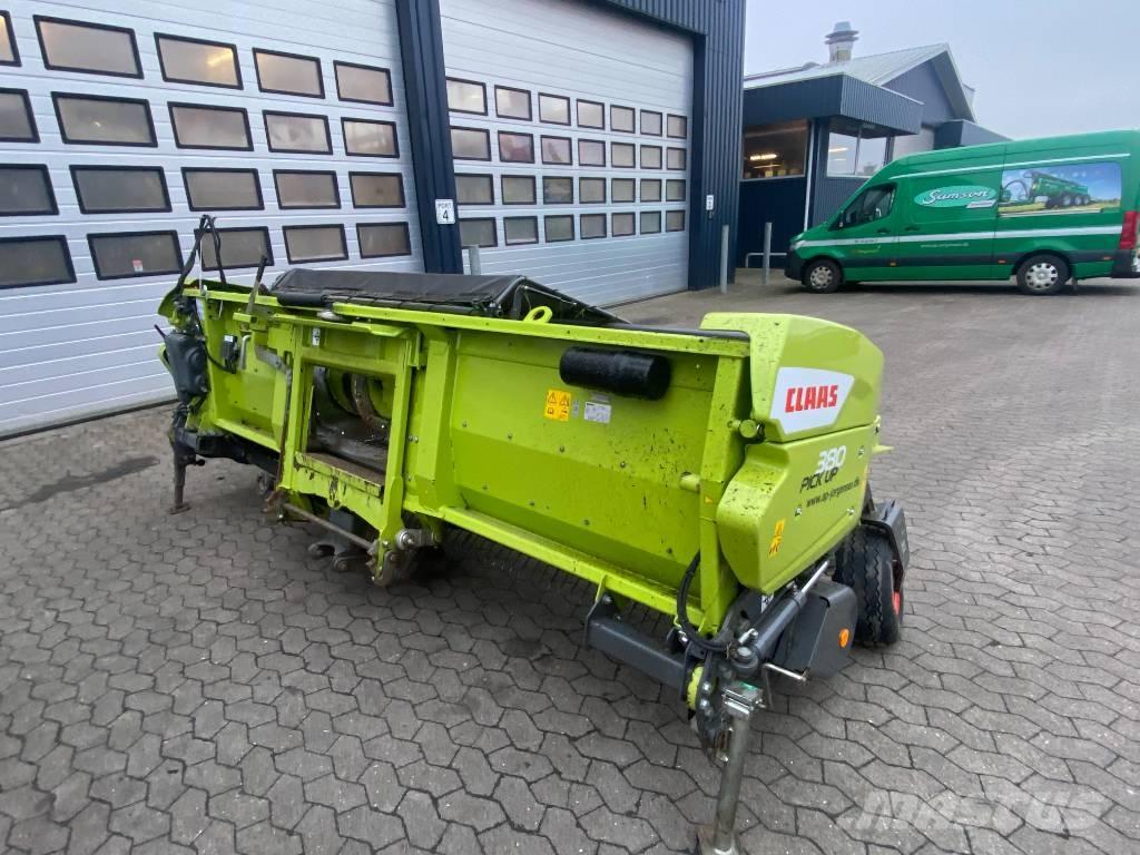 CLAAS Pick Up 380 Selvdrevne fôrhøstere