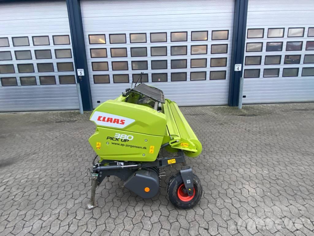 CLAAS Pick Up 380 Selvdrevne fôrhøstere