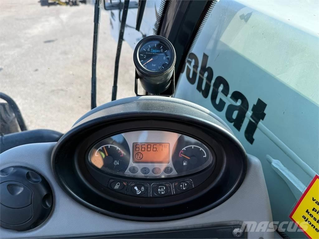 Bobcat TL470 Agri Teleskoplastere