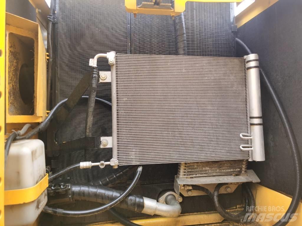 Komatsu PC 200-8 Beltegraver