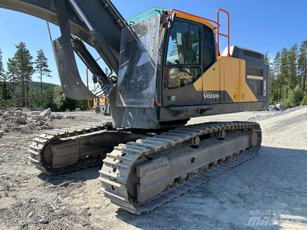 Volvo EC 380 EL Beltegraver