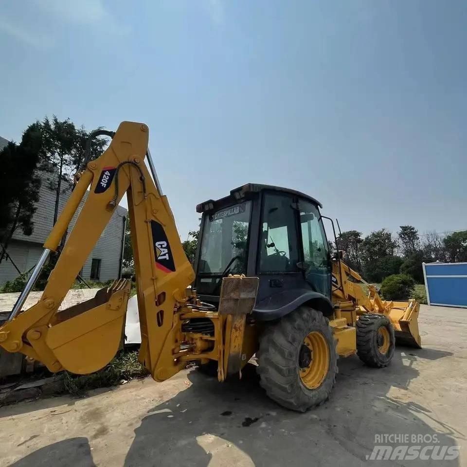 CAT 420 F Traktorgravere