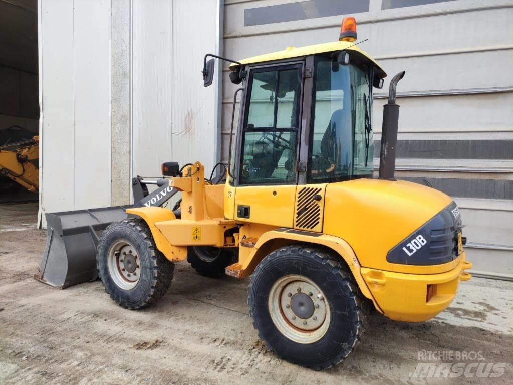 Volvo L 30 B Hjullastere