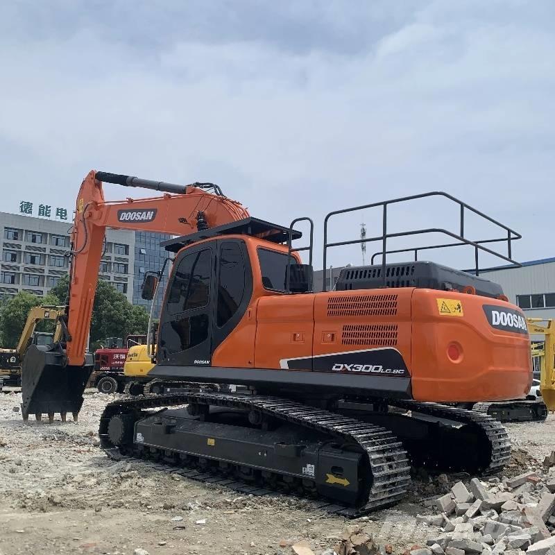Doosan DX 300 Beltegraver
