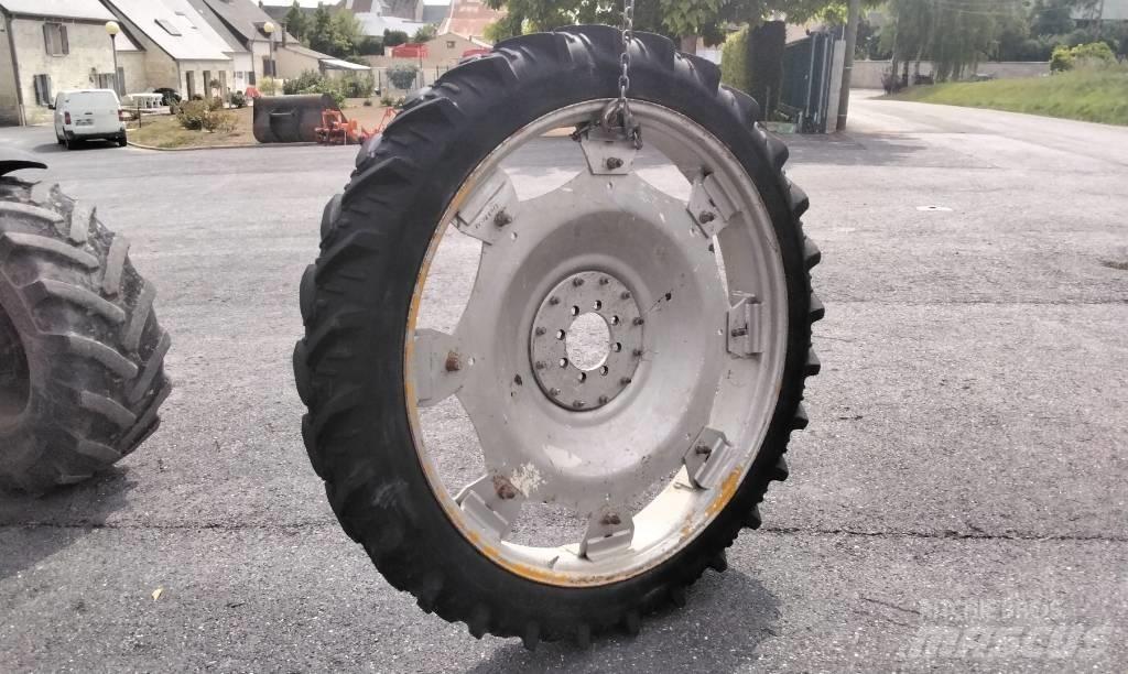 Kleber 9.5R48 Dekk, hjul og felger