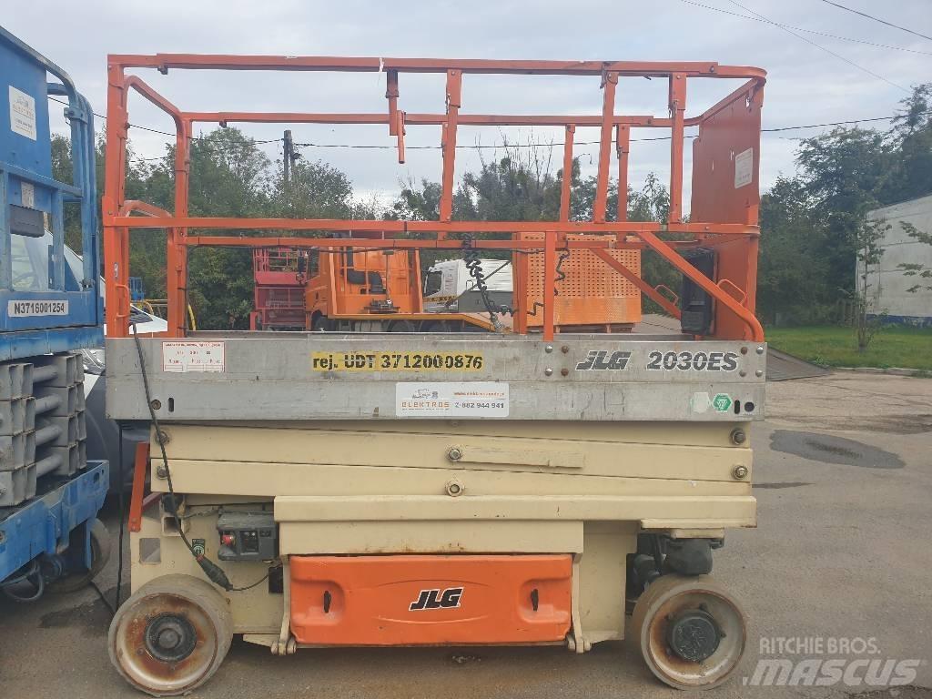 JLG 2030 ES Sakselifter