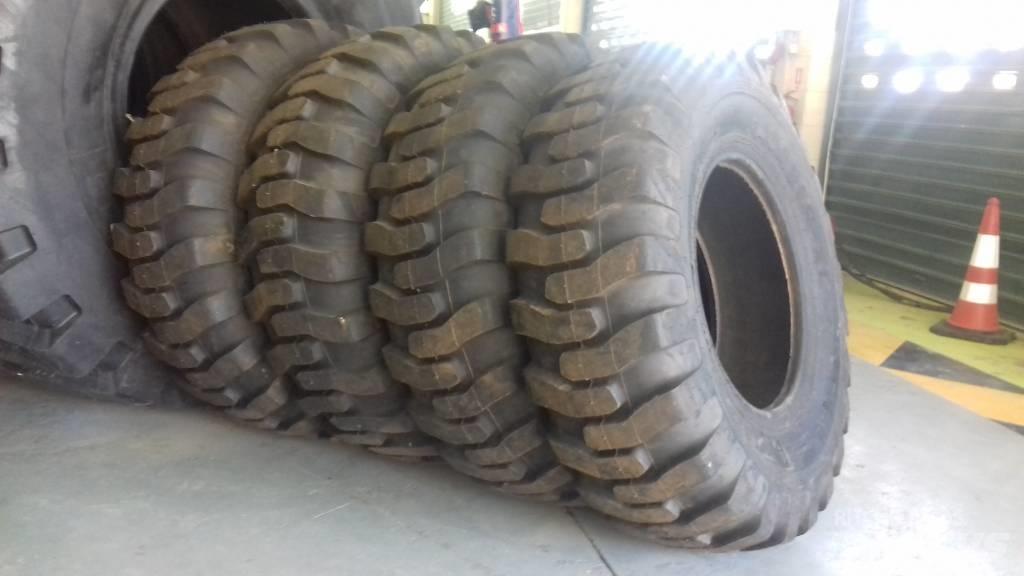 Goodyear 3565R33 L5 Dekk, hjul og felger
