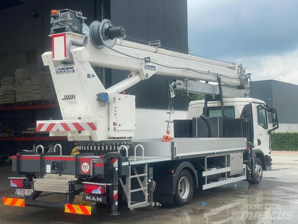 Böcker AK 36/4000 Allterreng kraner