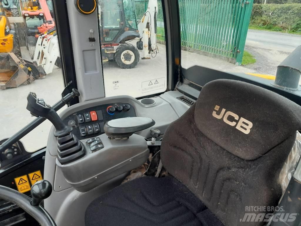 JCB TM 320 S Teleskoplastere for Landbruk