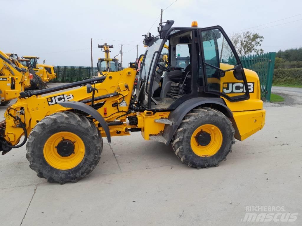 JCB TM 320 S Teleskoplastere for Landbruk