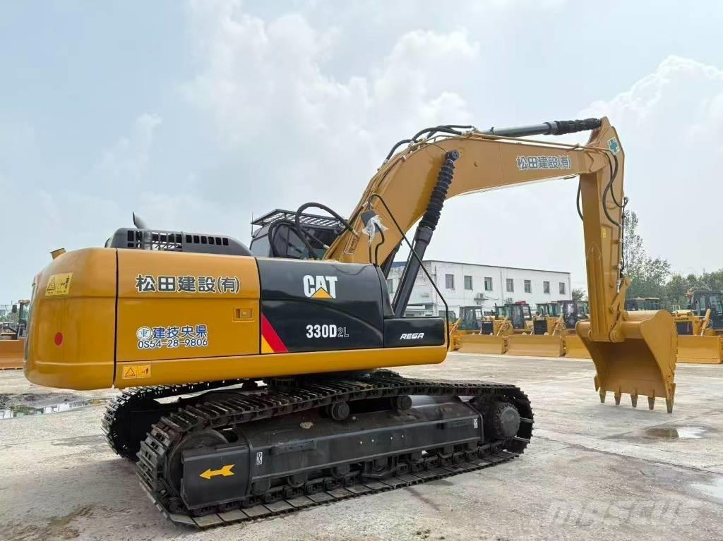 CAT 330 D2L Beltegraver
